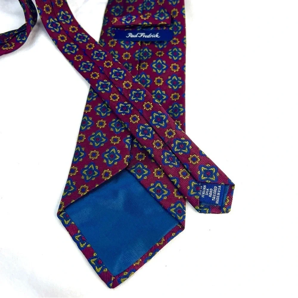 PAUL FREDRICK Handsome Men’s Silk Tie